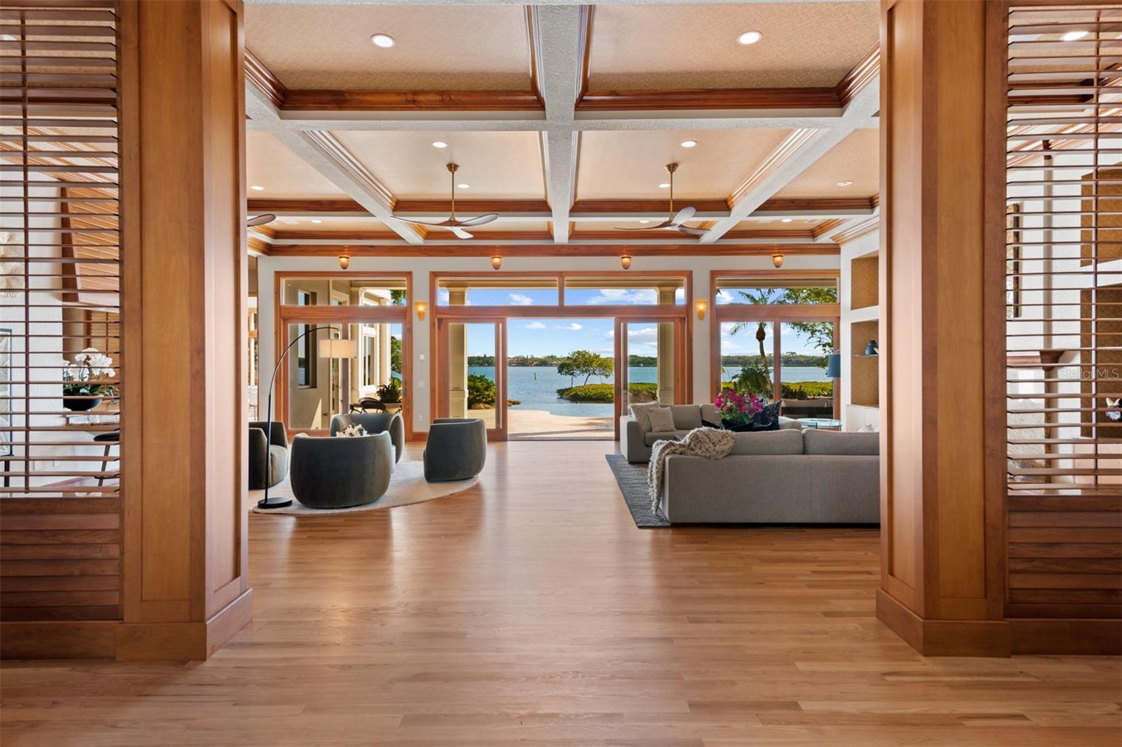 HIDDEN HARBOR - Residential