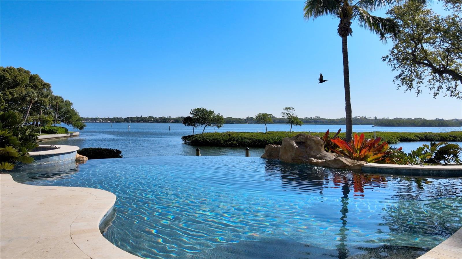 HIDDEN HARBOR - Residential