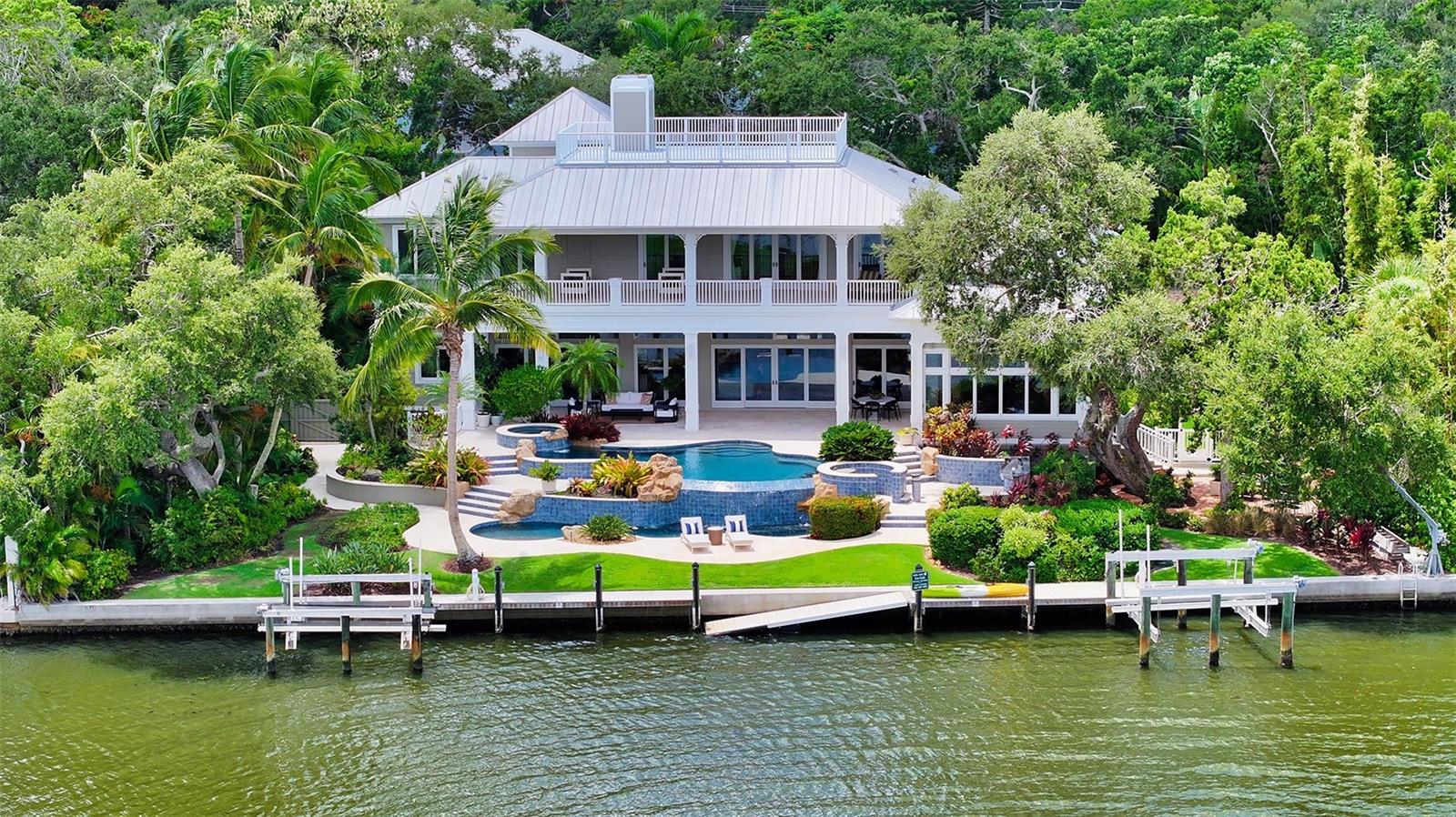 HIDDEN HARBOR - Residential