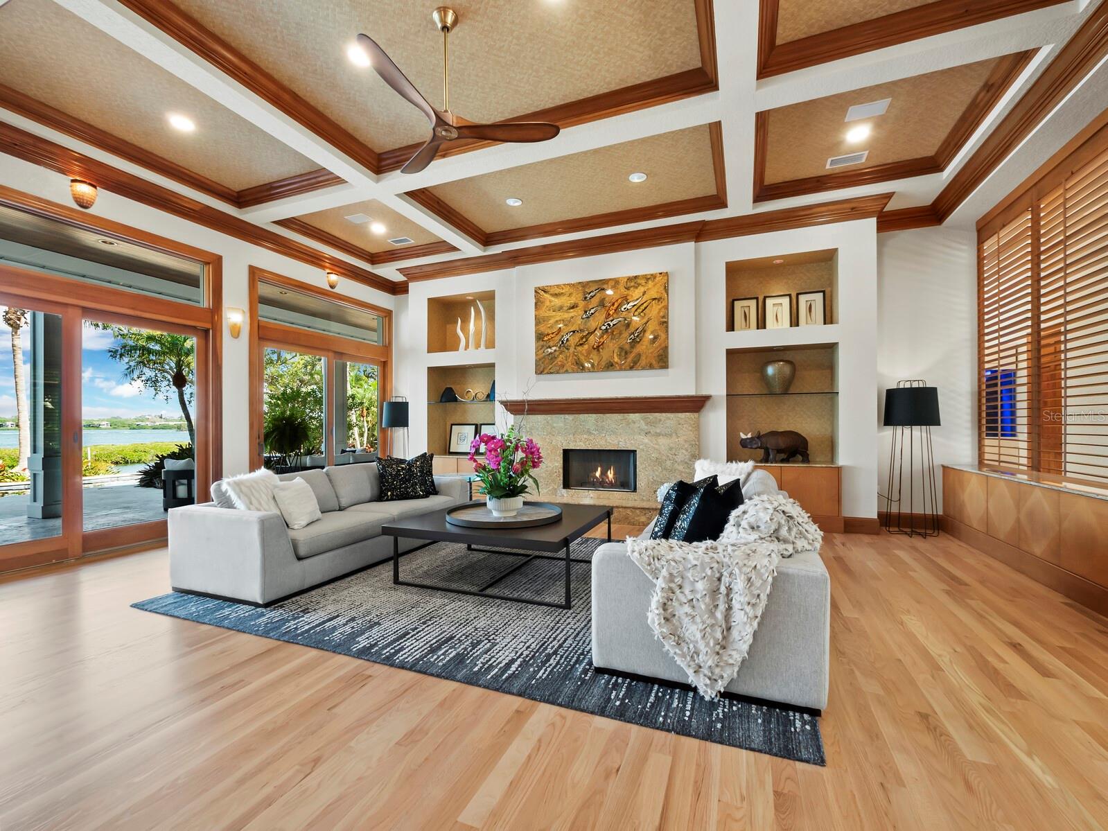HIDDEN HARBOR - Residential