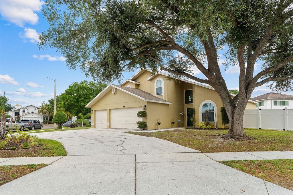 Photo of 1105 Metwood Court, Brandon, FL 33511 (MLS # TB8510053)