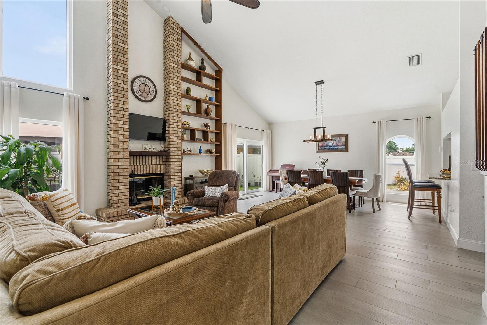 HEATHER LAKES UNIT XI - Residential