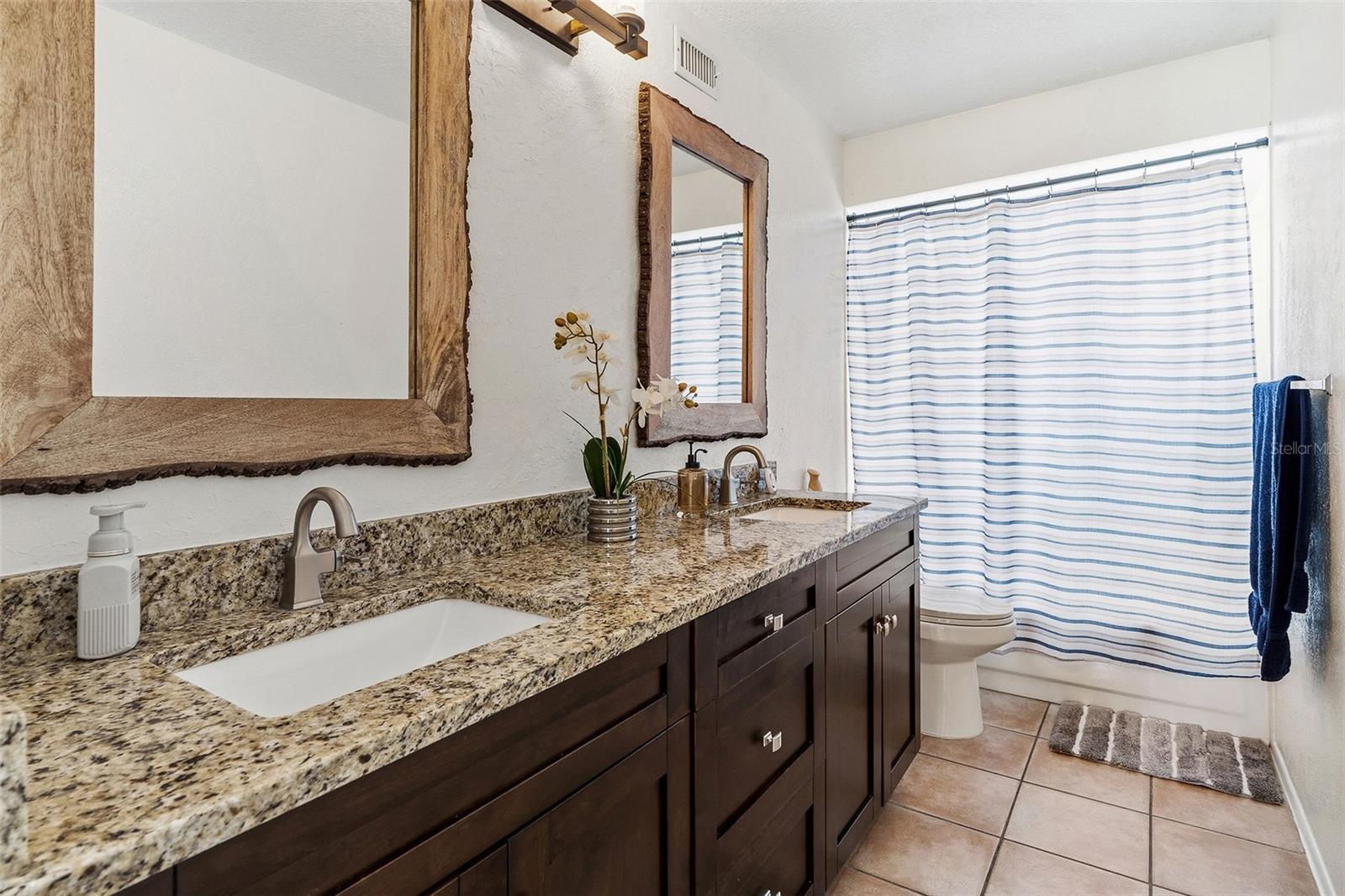 HEATHER LAKES UNIT XI - Residential