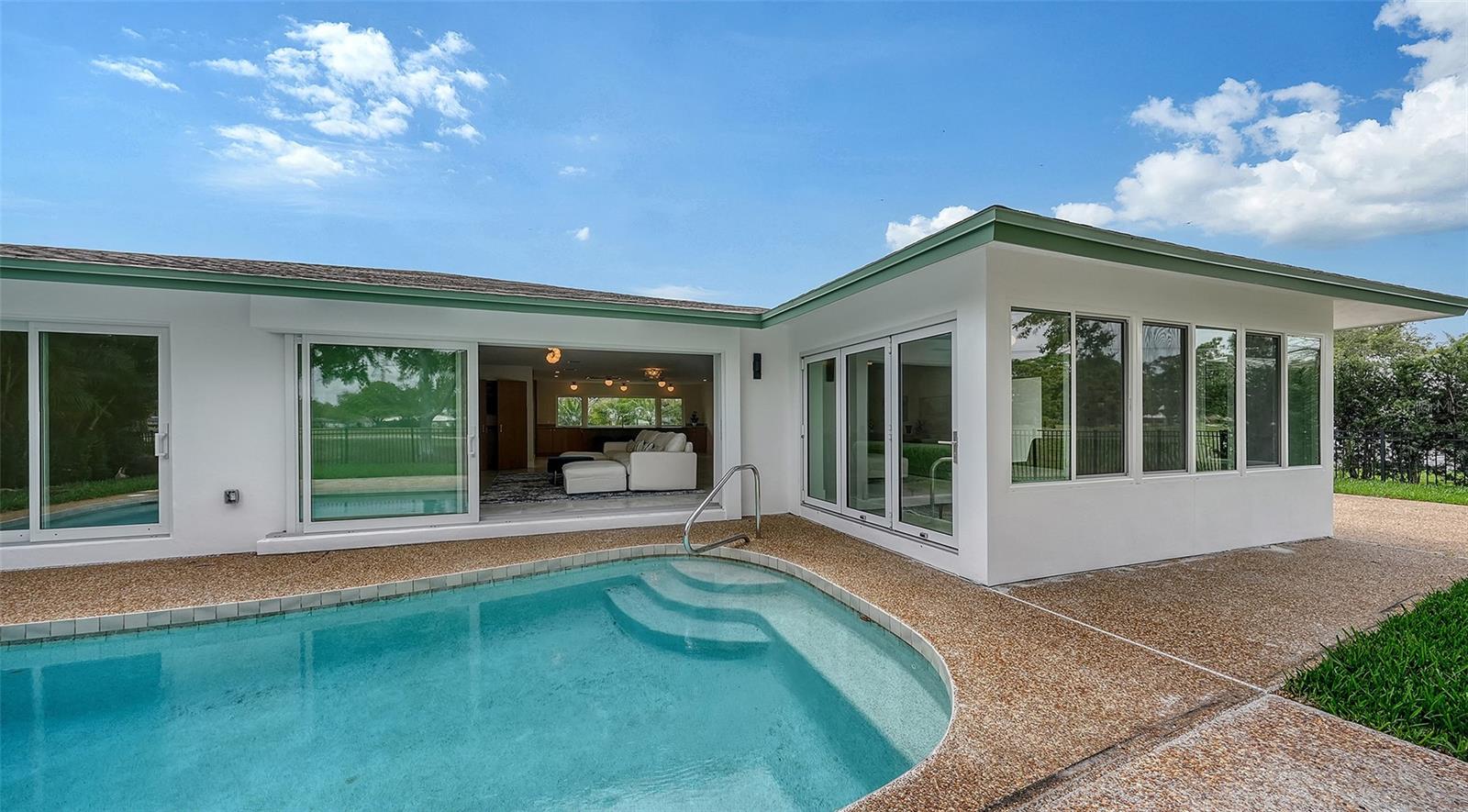 FOREST LAKES CNTRY CLUB ESTATES UN - Residential