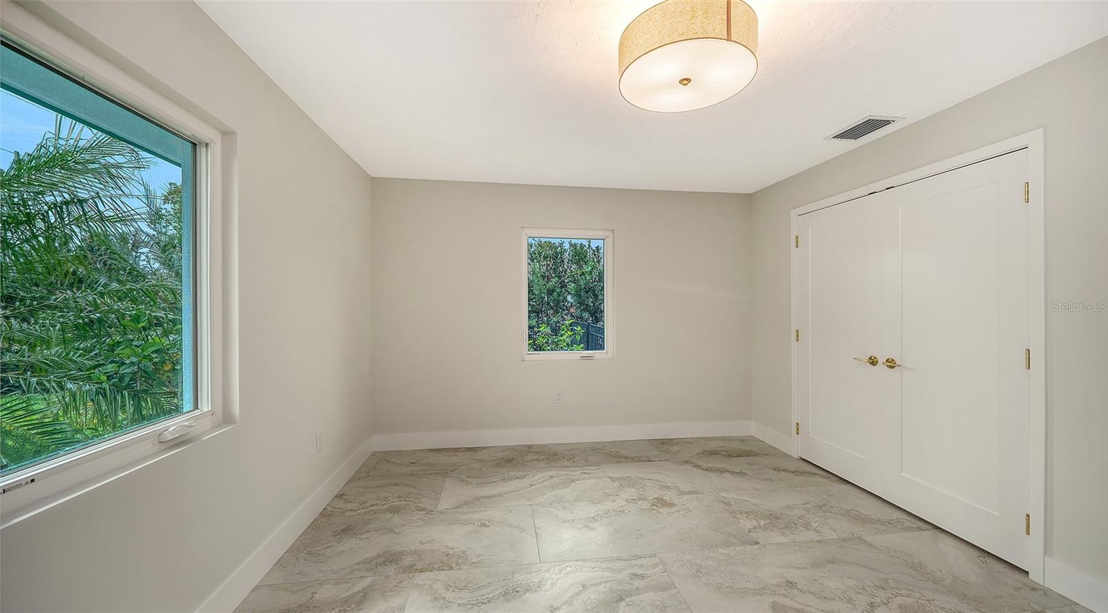 FOREST LAKES CNTRY CLUB ESTATES UN - Residential