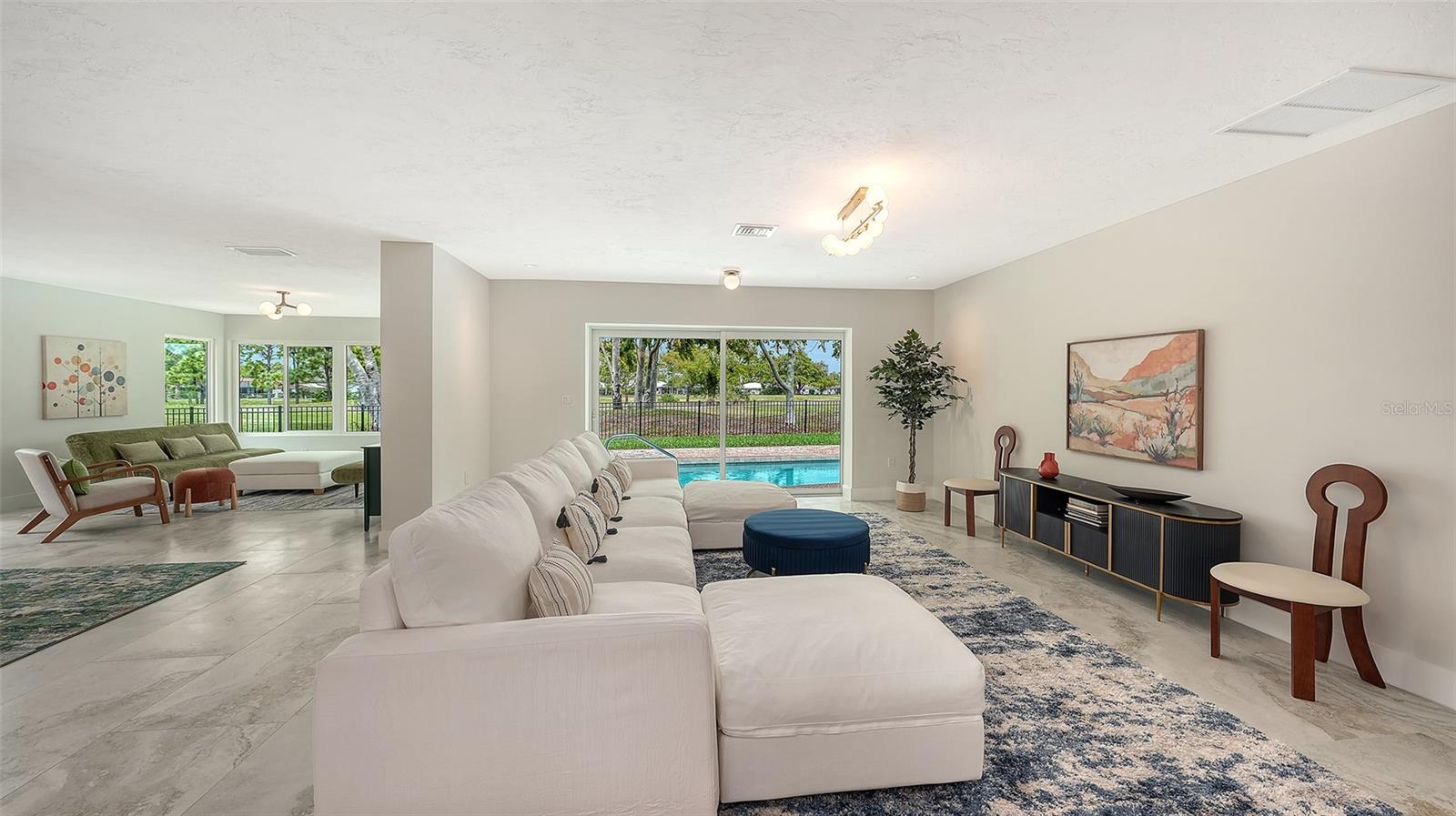 FOREST LAKES CNTRY CLUB ESTATES UN - Residential