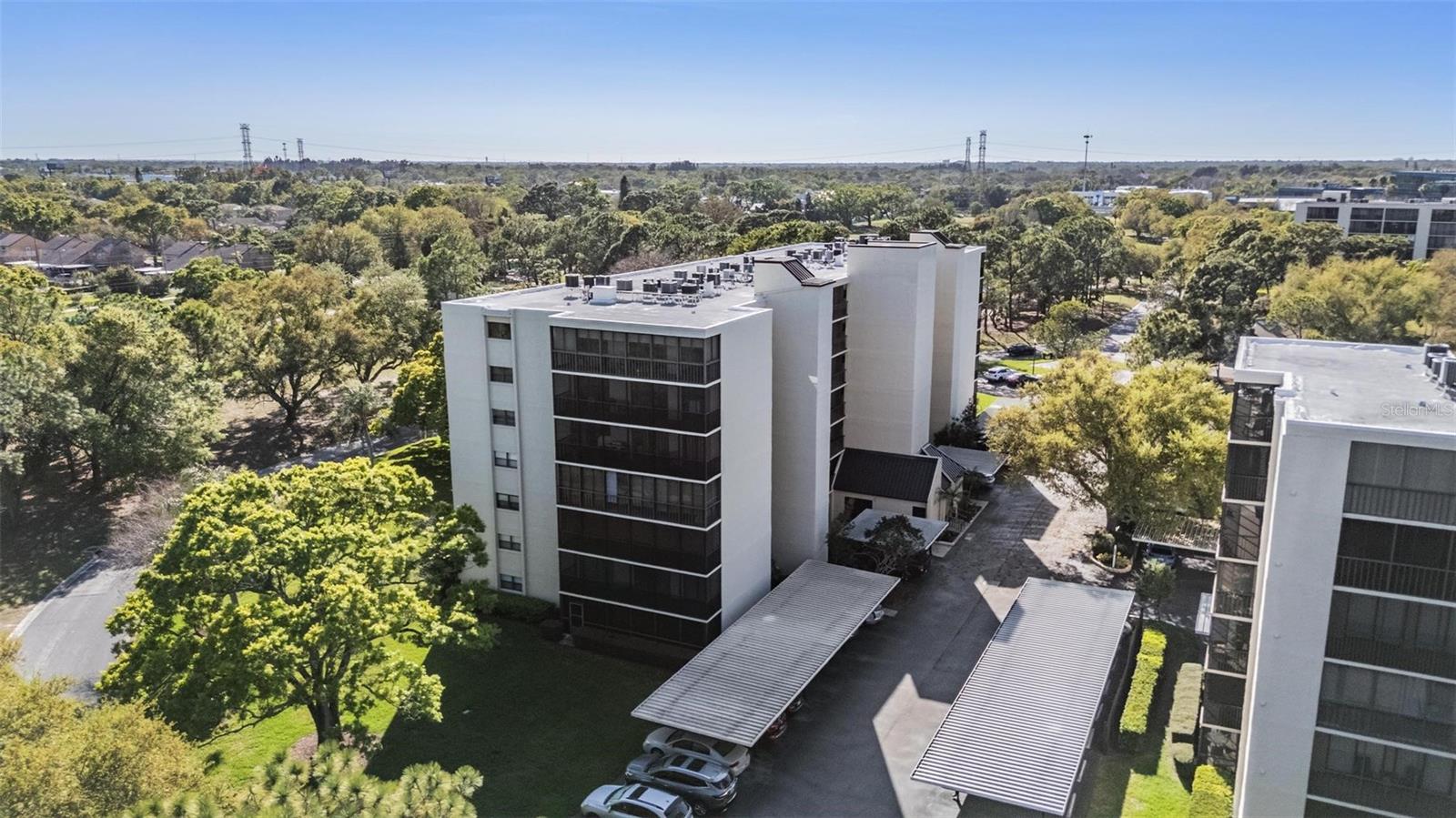 COVE CAY VILLAGE IV - Residential