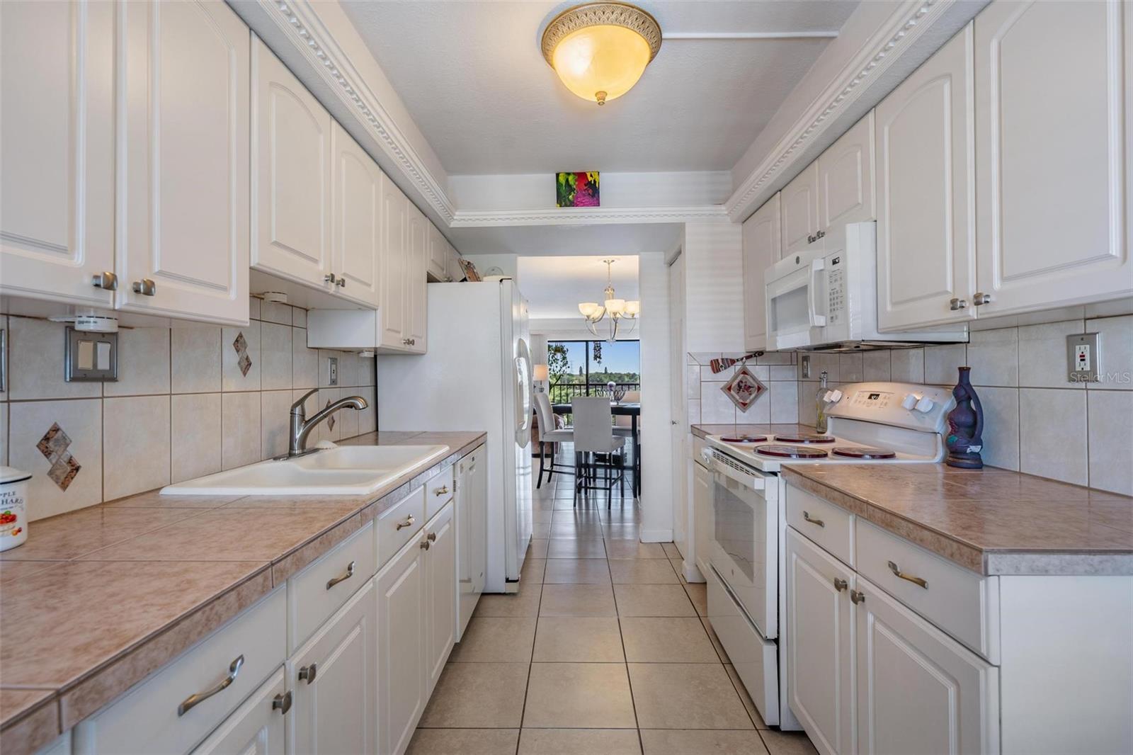 COVE CAY VILLAGE IV - Residential