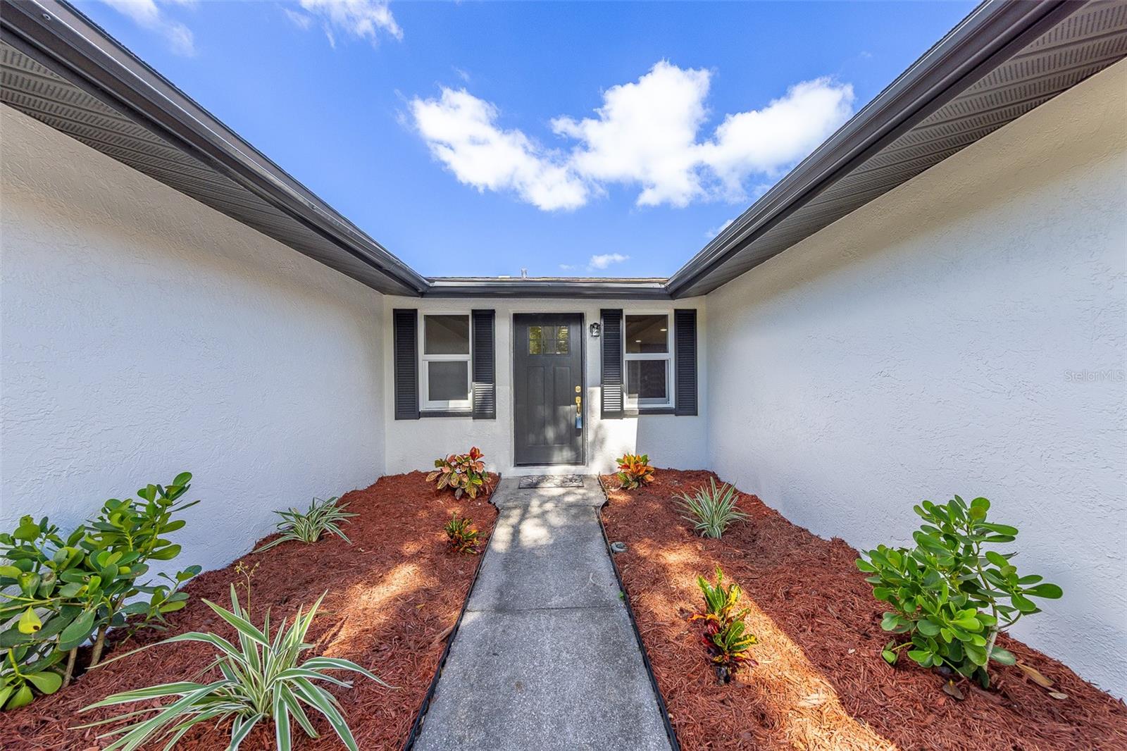 7149 CHANNELSIDE LANE N