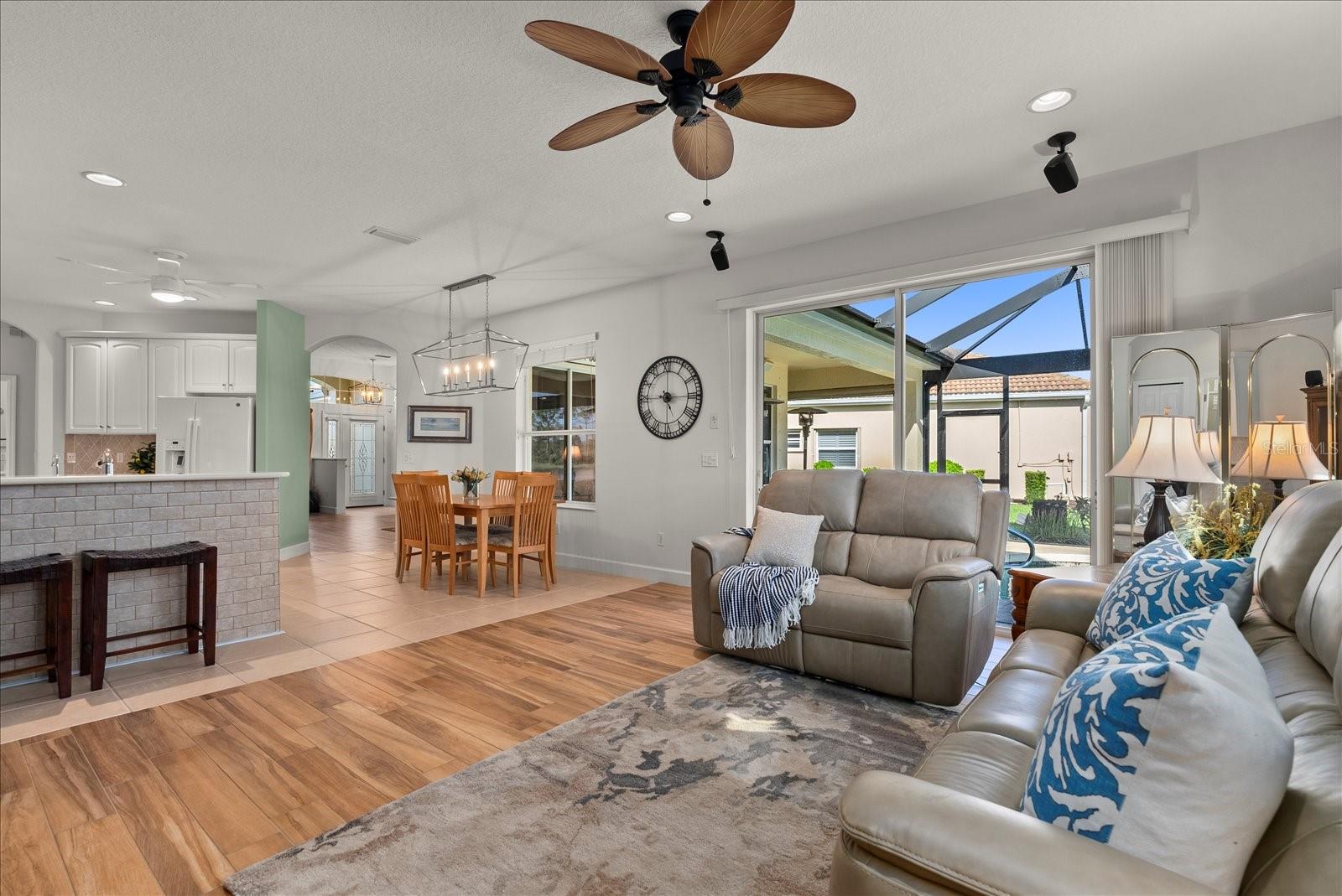 STONEYBROOK AT VENICE - Residential