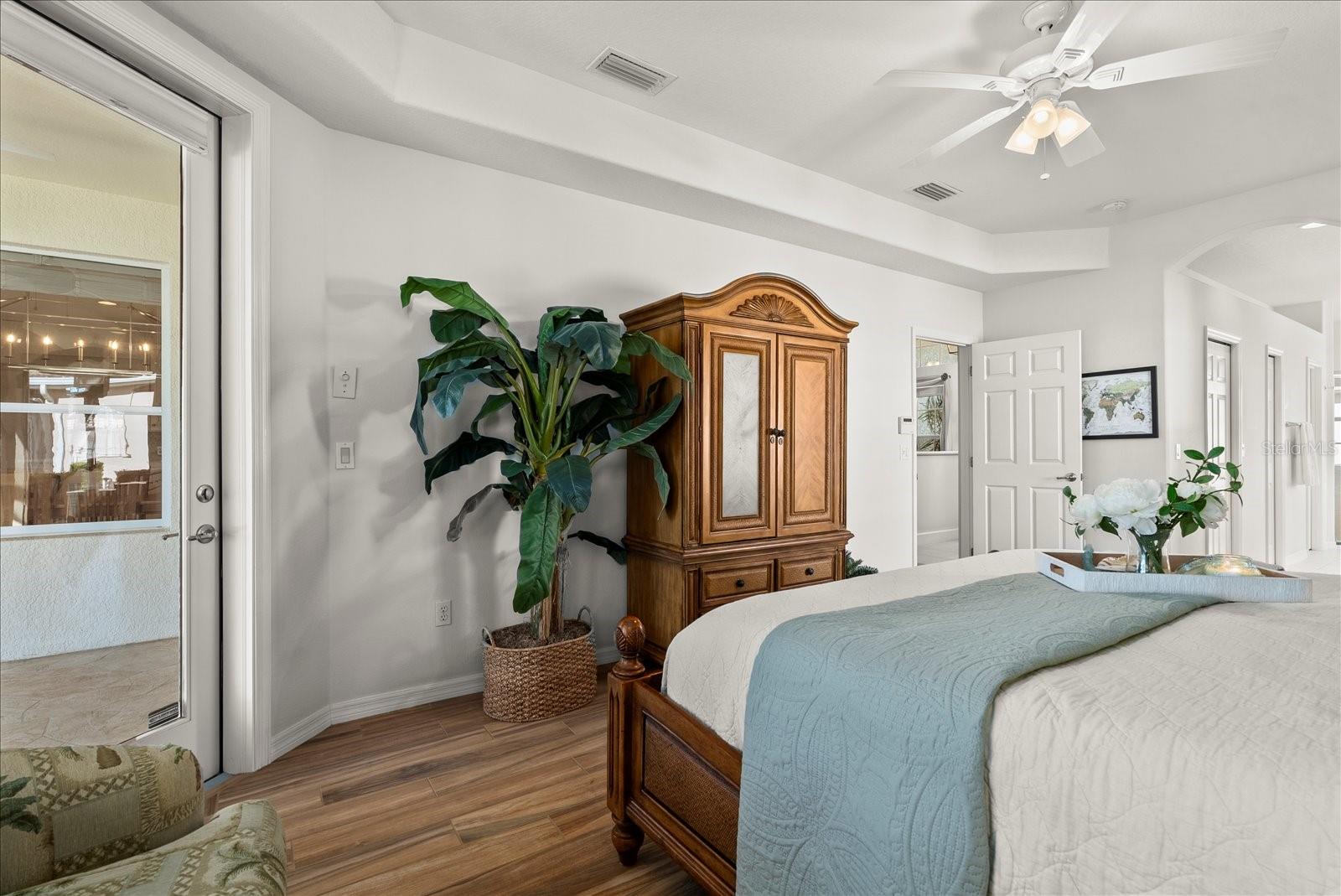 STONEYBROOK AT VENICE - Residential