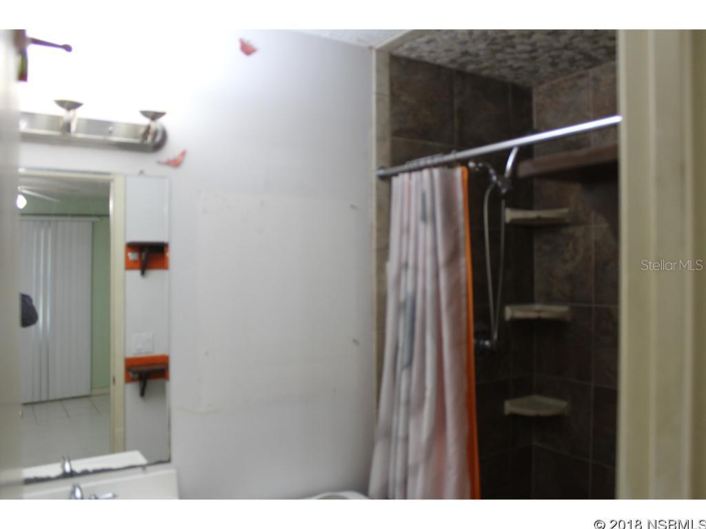 Florida Shores 01 - Residential