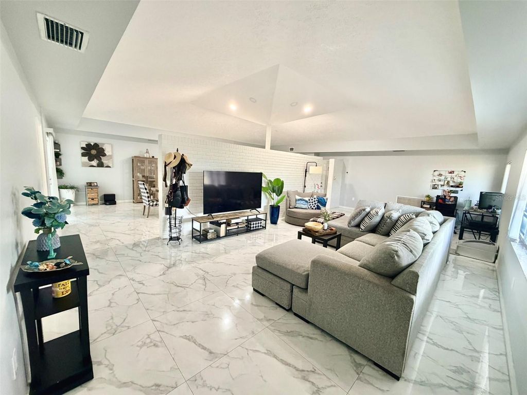Photo of 6004 Memorial Highway, Tampa, FL 33615 (MLS # TB8520594)