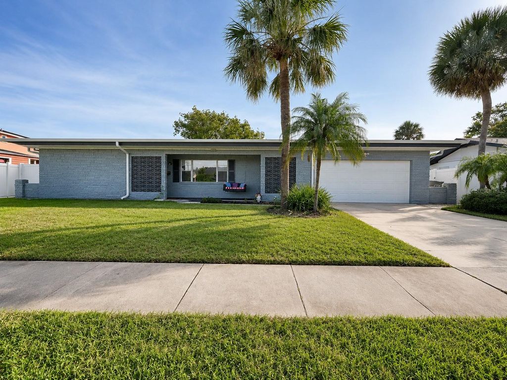 Photo of 6004 Memorial Highway, Tampa, FL 33615 (MLS # TB8520594)