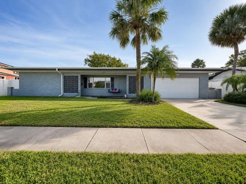 Photo of 6004 Memorial Highway, Tampa, FL 33615 (MLS # TB8520594)