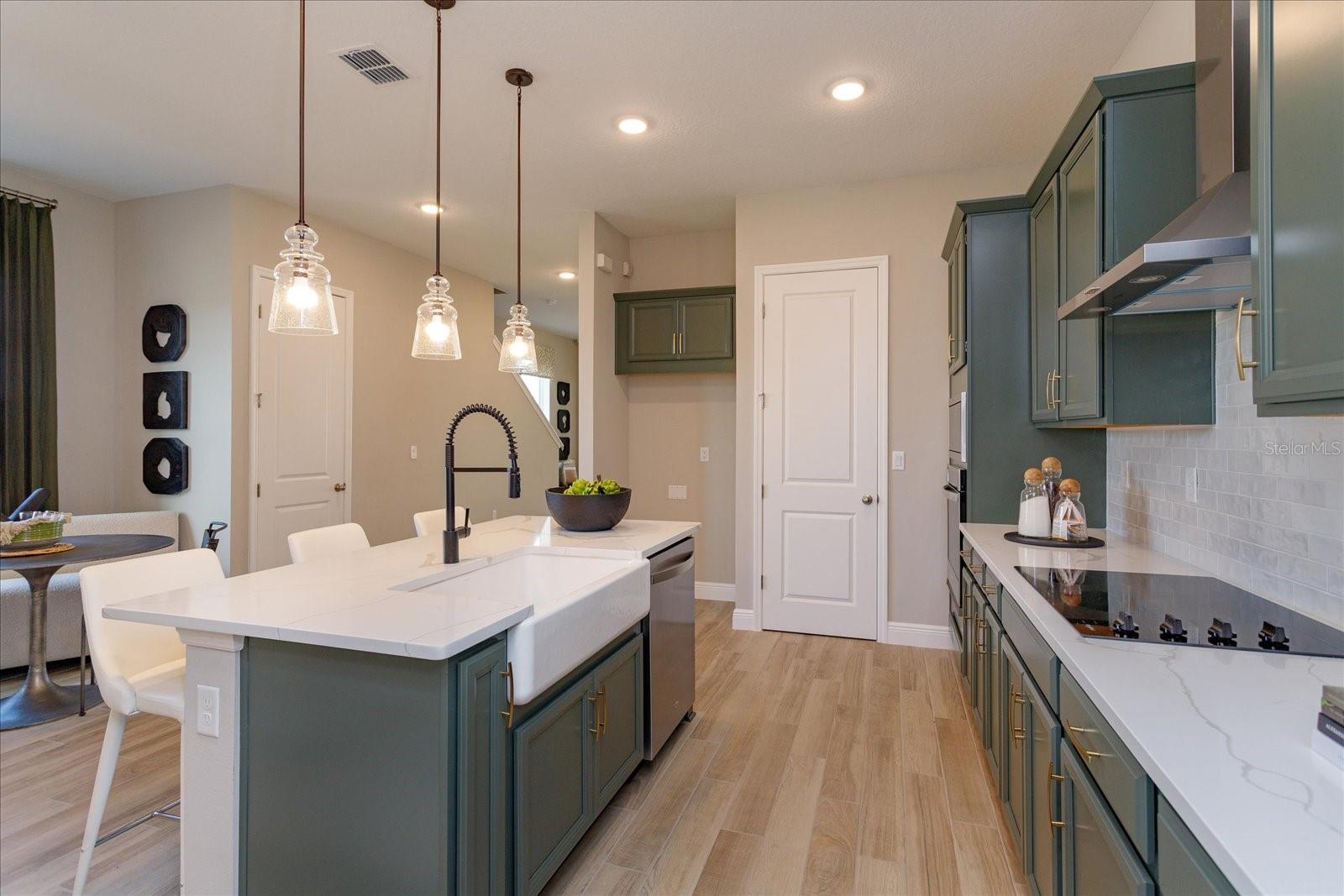 Photo 6 of 16 of 6553 CYRILS DRIVE townhome