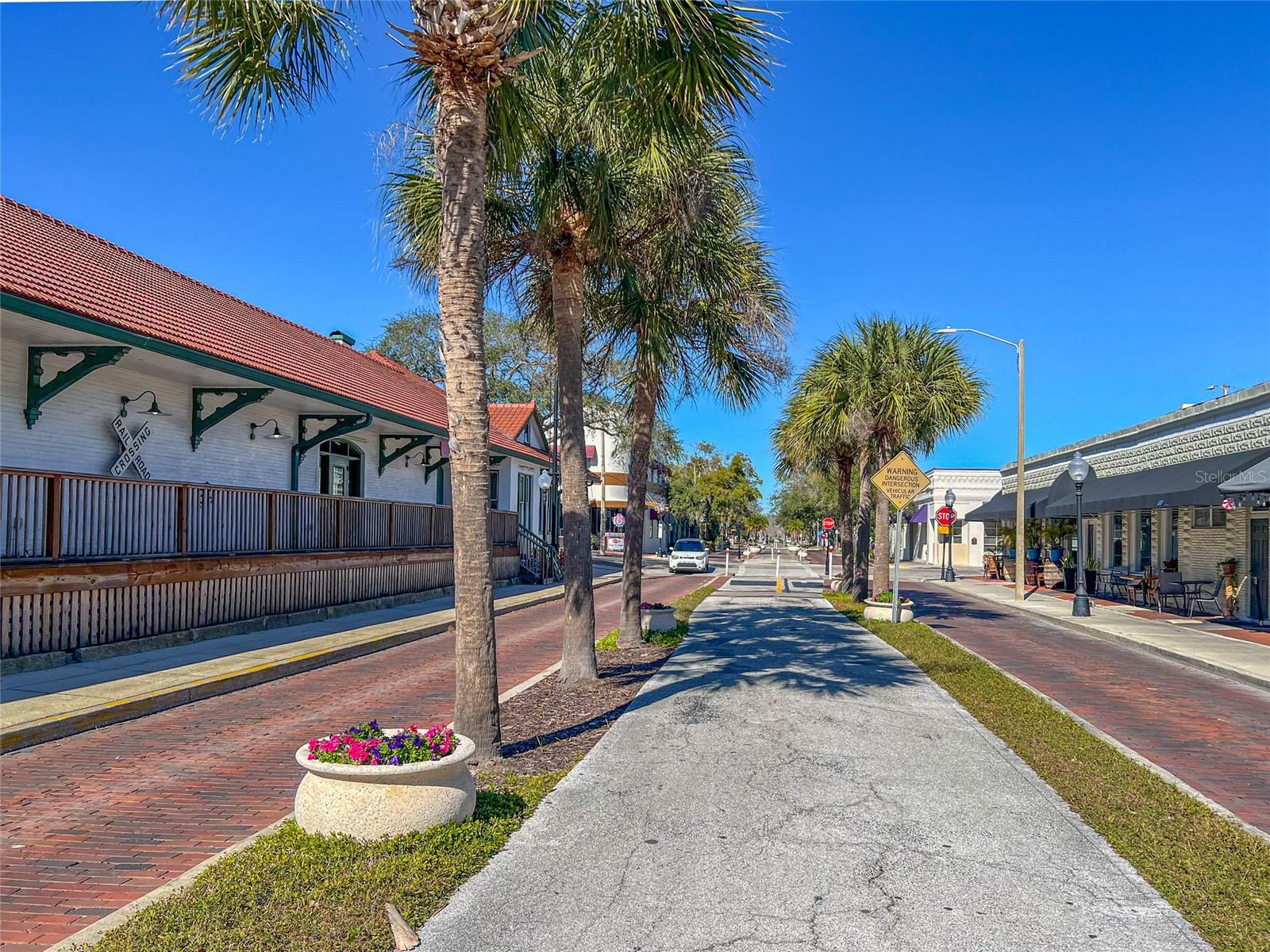 BAYOU VILLAGE - Residential