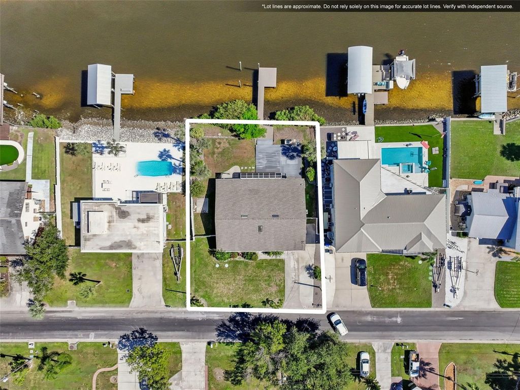 Photo of 9412 Oak Street, Riverview, FL 33578 (MLS # TB8438551)
