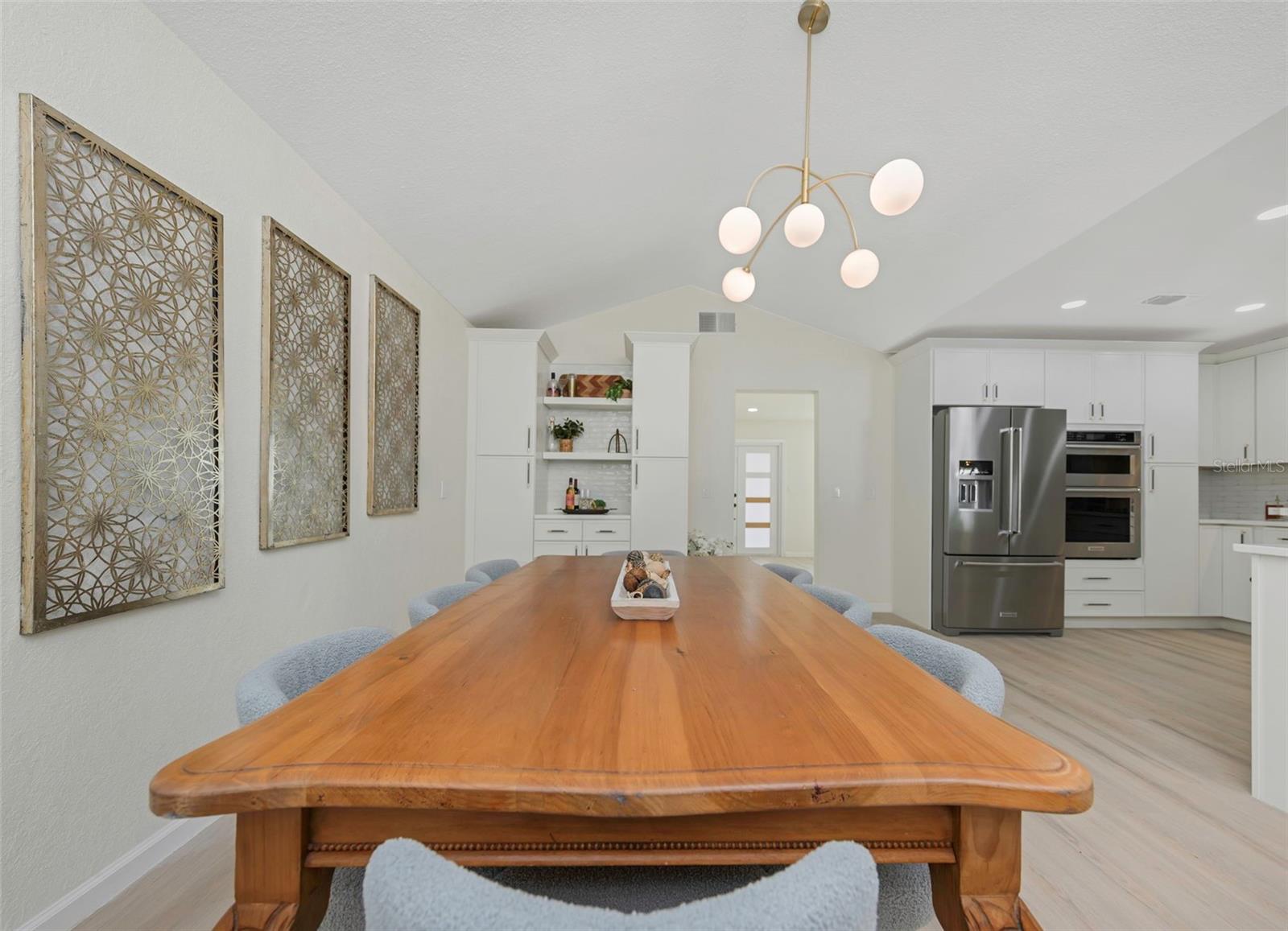 RIDGEWOOD RIVIERA - Residential