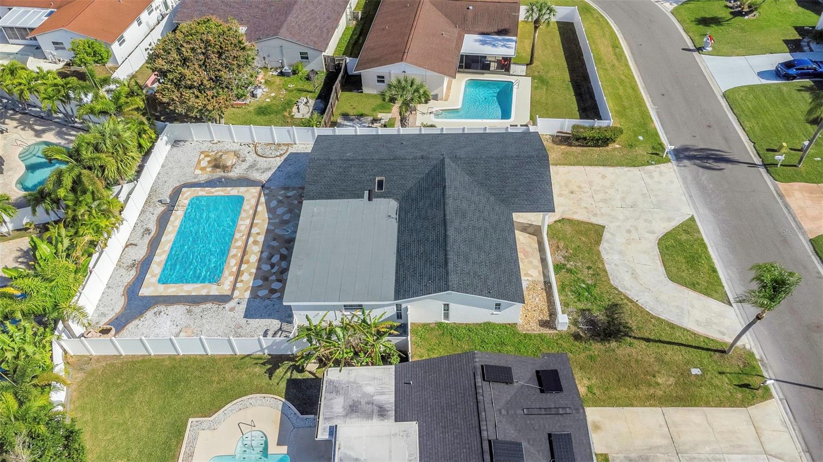 RIDGEWOOD RIVIERA - Residential