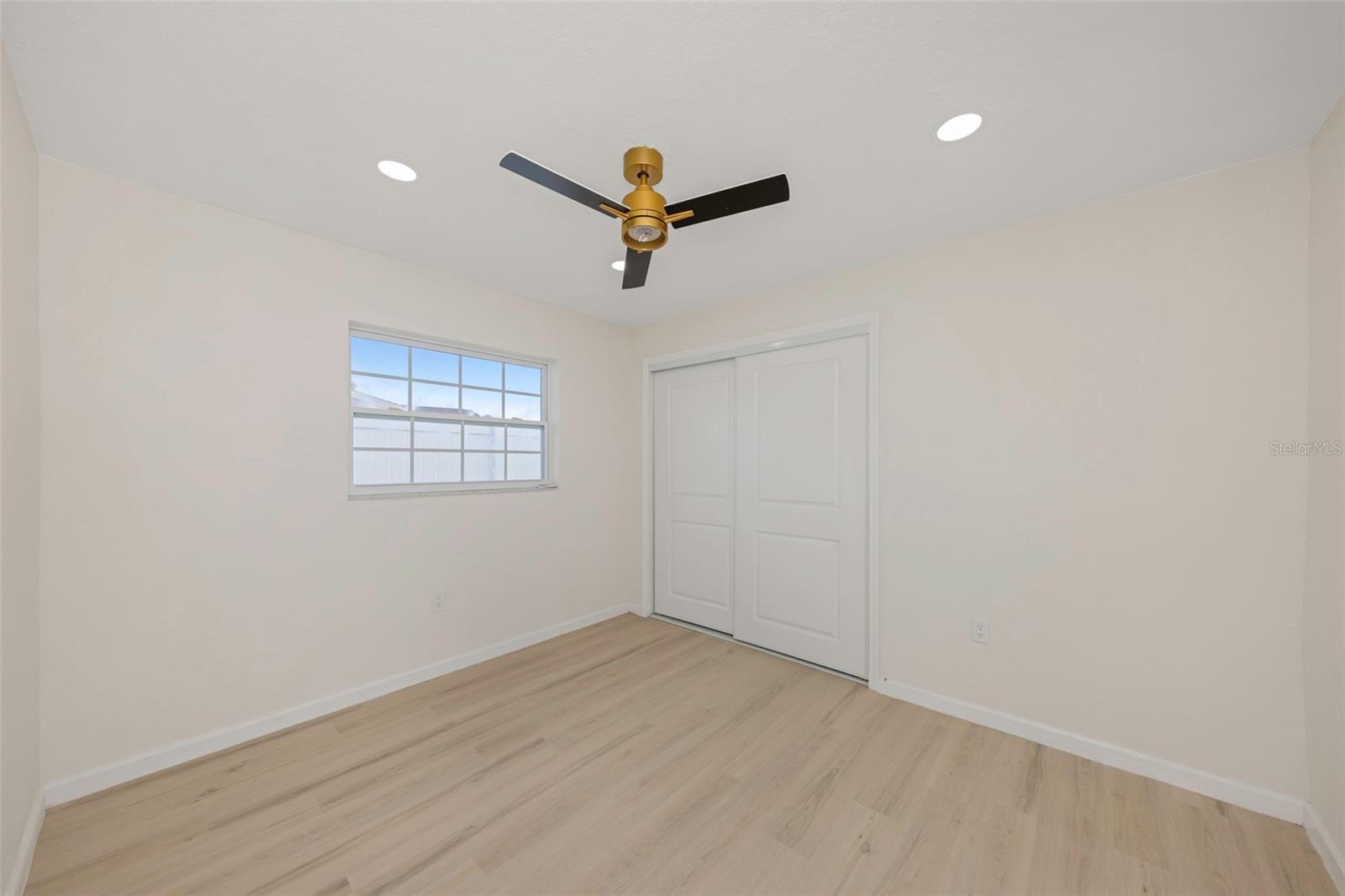 RIDGEWOOD RIVIERA - Residential