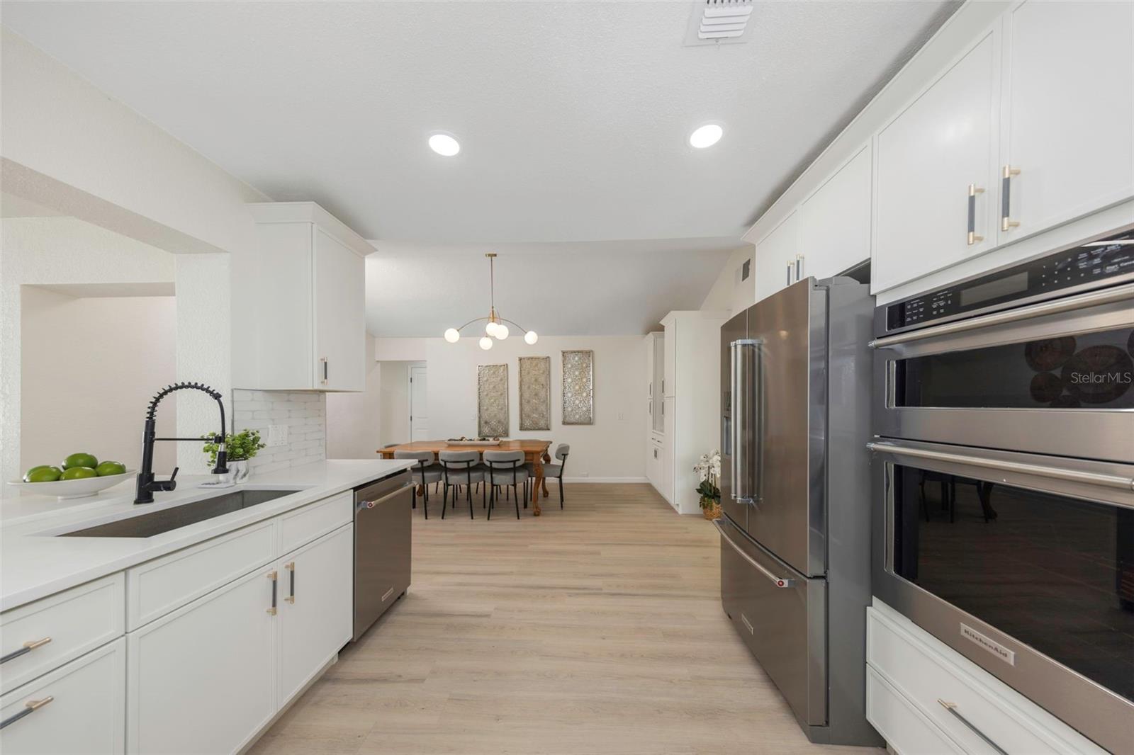 RIDGEWOOD RIVIERA - Residential