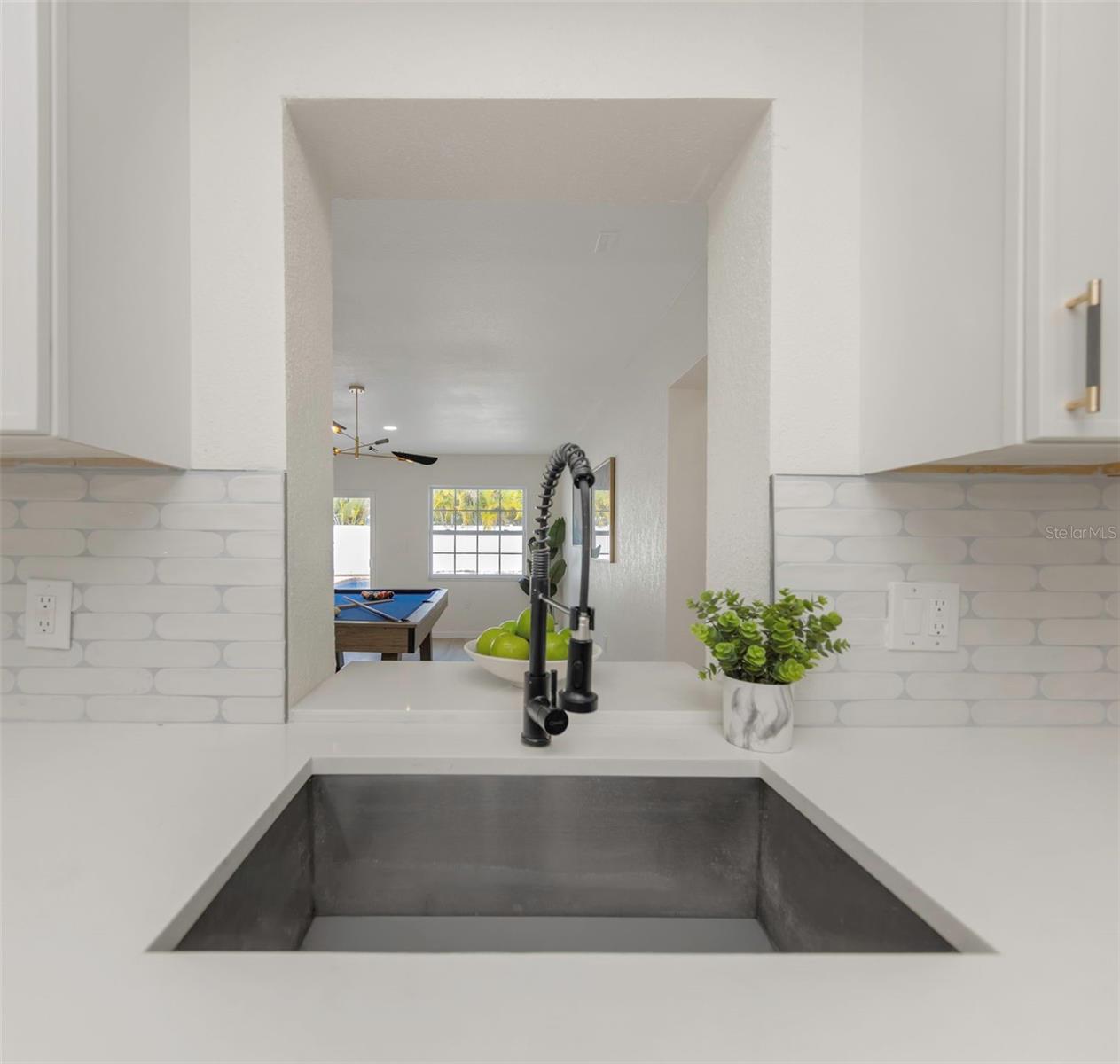 RIDGEWOOD RIVIERA - Residential