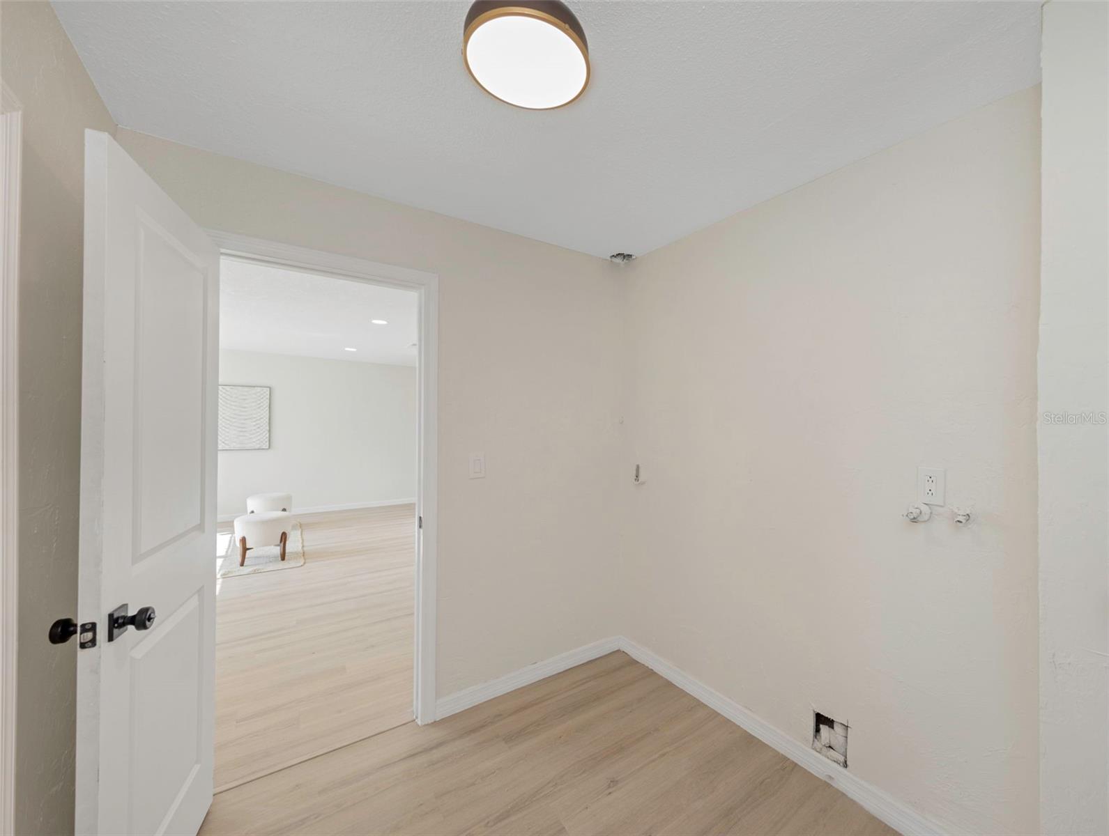 RIDGEWOOD RIVIERA - Residential