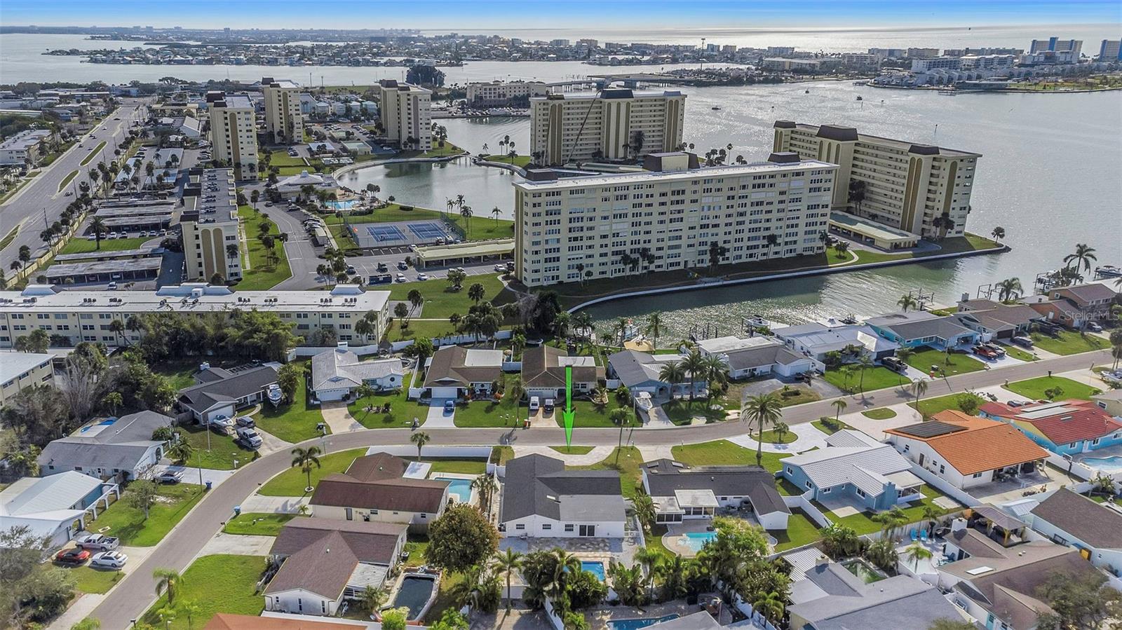 RIDGEWOOD RIVIERA - Residential