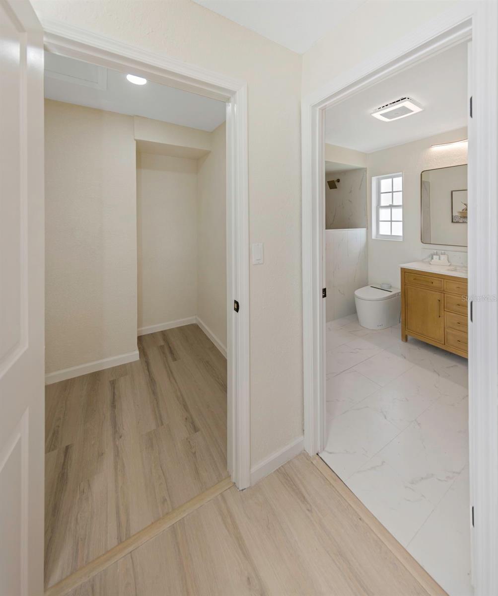 RIDGEWOOD RIVIERA - Residential