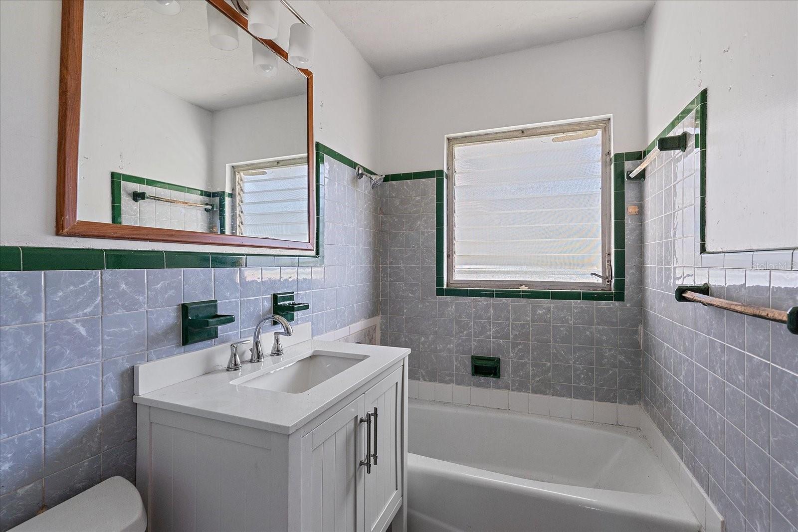 OAK SHORES 1ST ADD - Residential