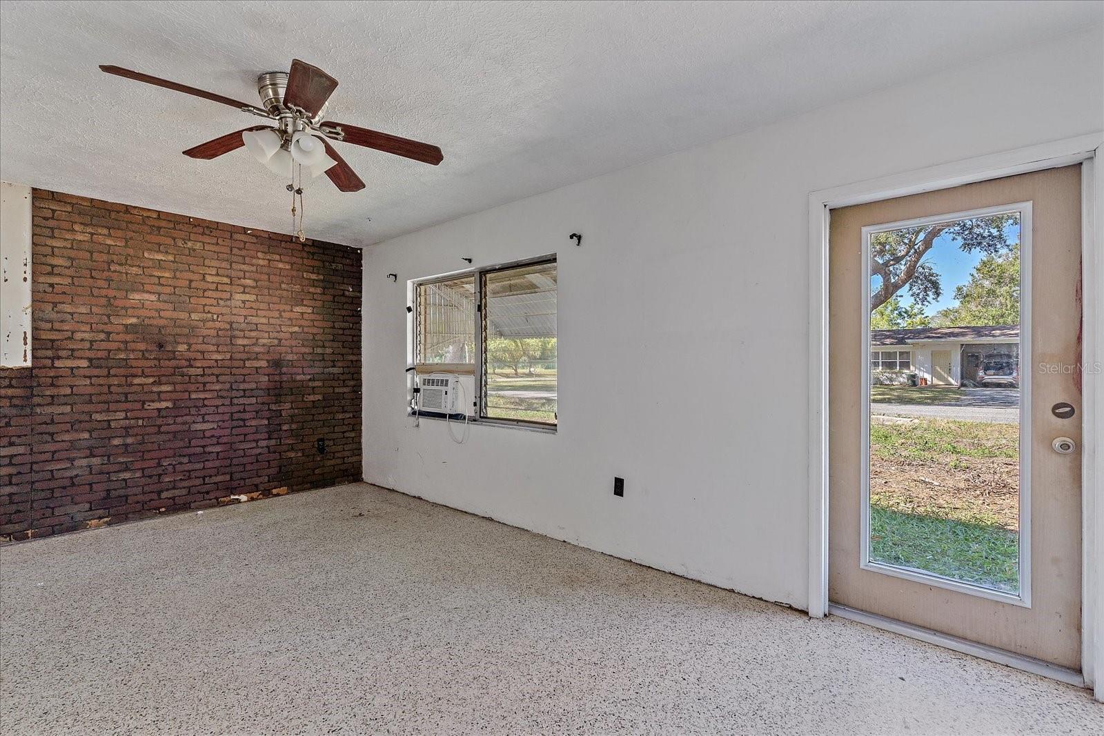 OAK SHORES 1ST ADD - Residential