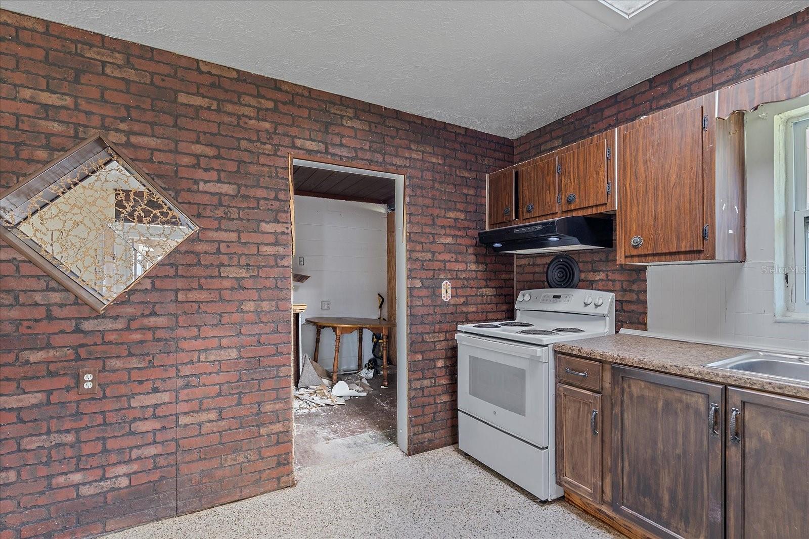 OAK SHORES 1ST ADD - Residential