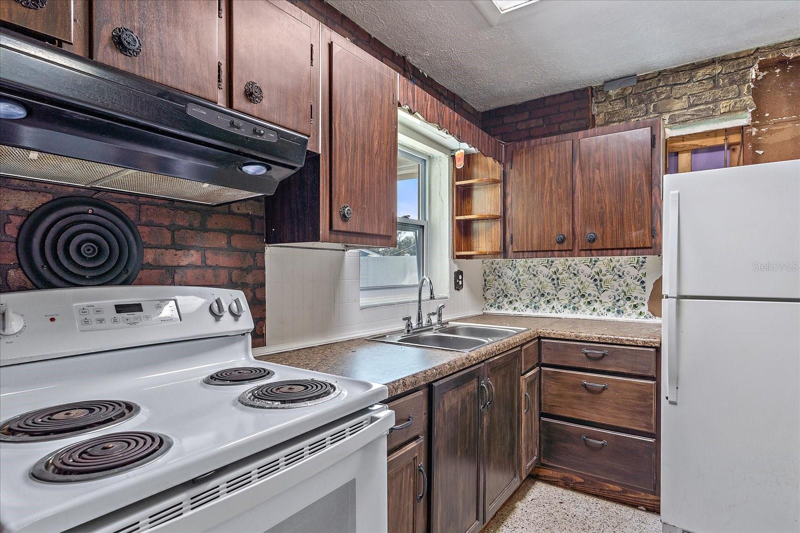 OAK SHORES 1ST ADD - Residential