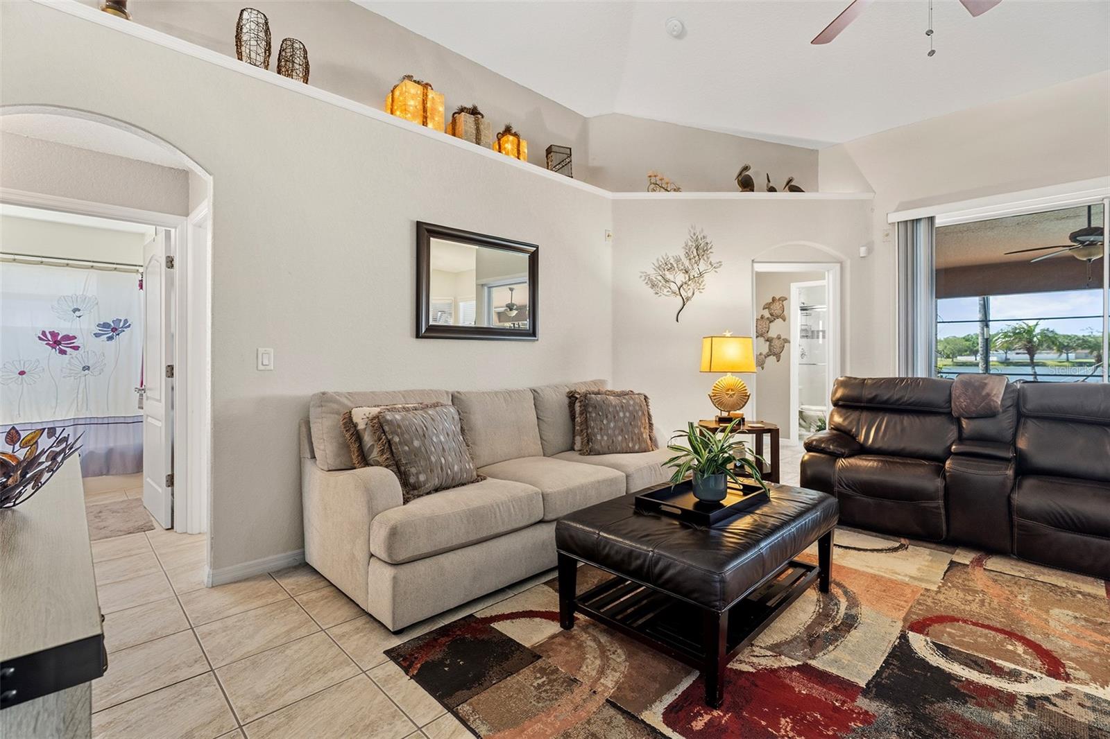 KEYSTONE POINTE PH 1 - Residential