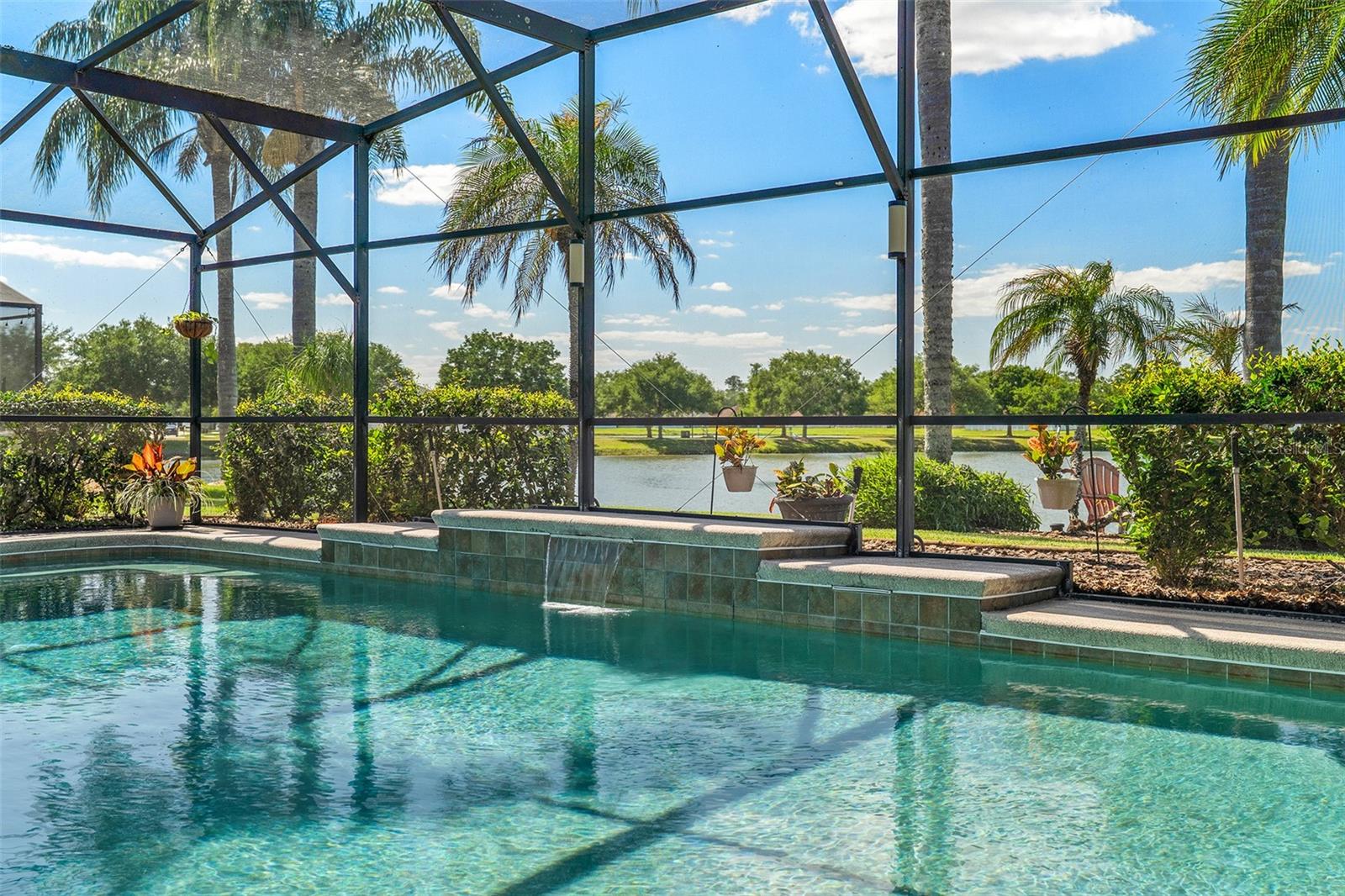 KEYSTONE POINTE PH 1 - Residential