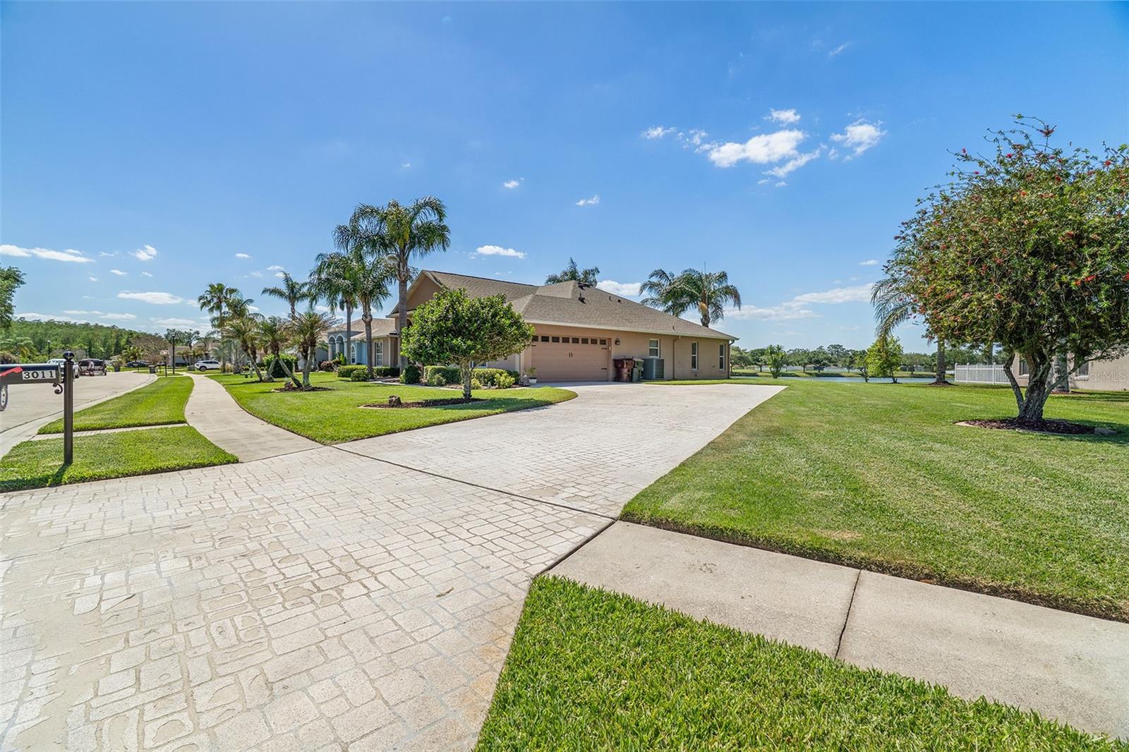 KEYSTONE POINTE PH 1 - Residential