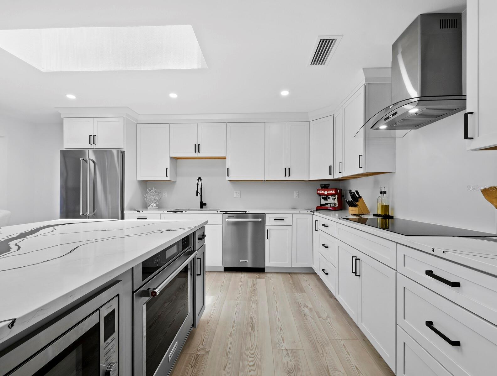 HARBOR OAKS PH I & II - Residential
