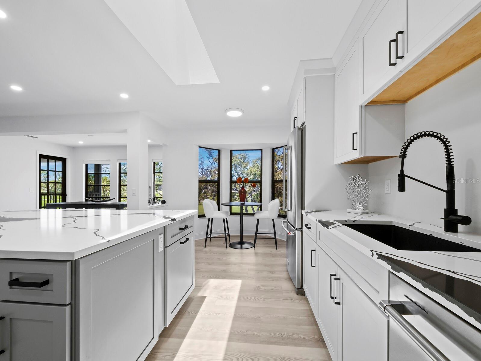 HARBOR OAKS PH I & II - Residential