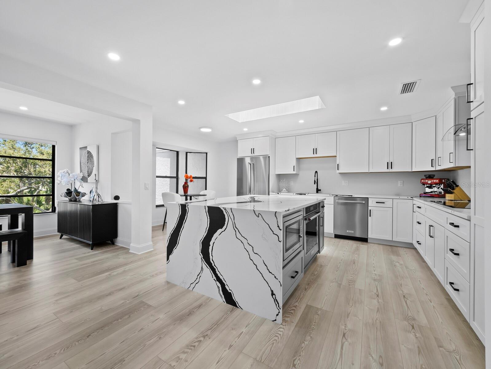 HARBOR OAKS PH I & II - Residential
