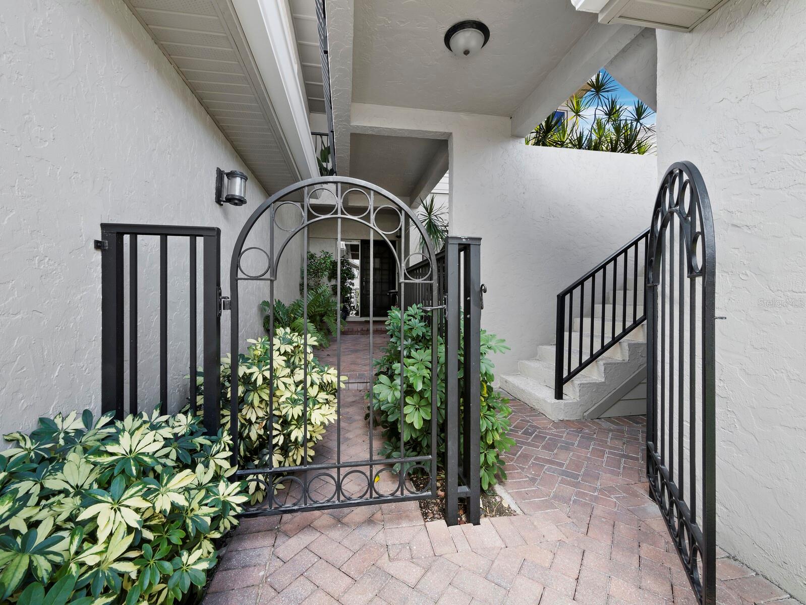 HARBOR OAKS PH I & II - Residential