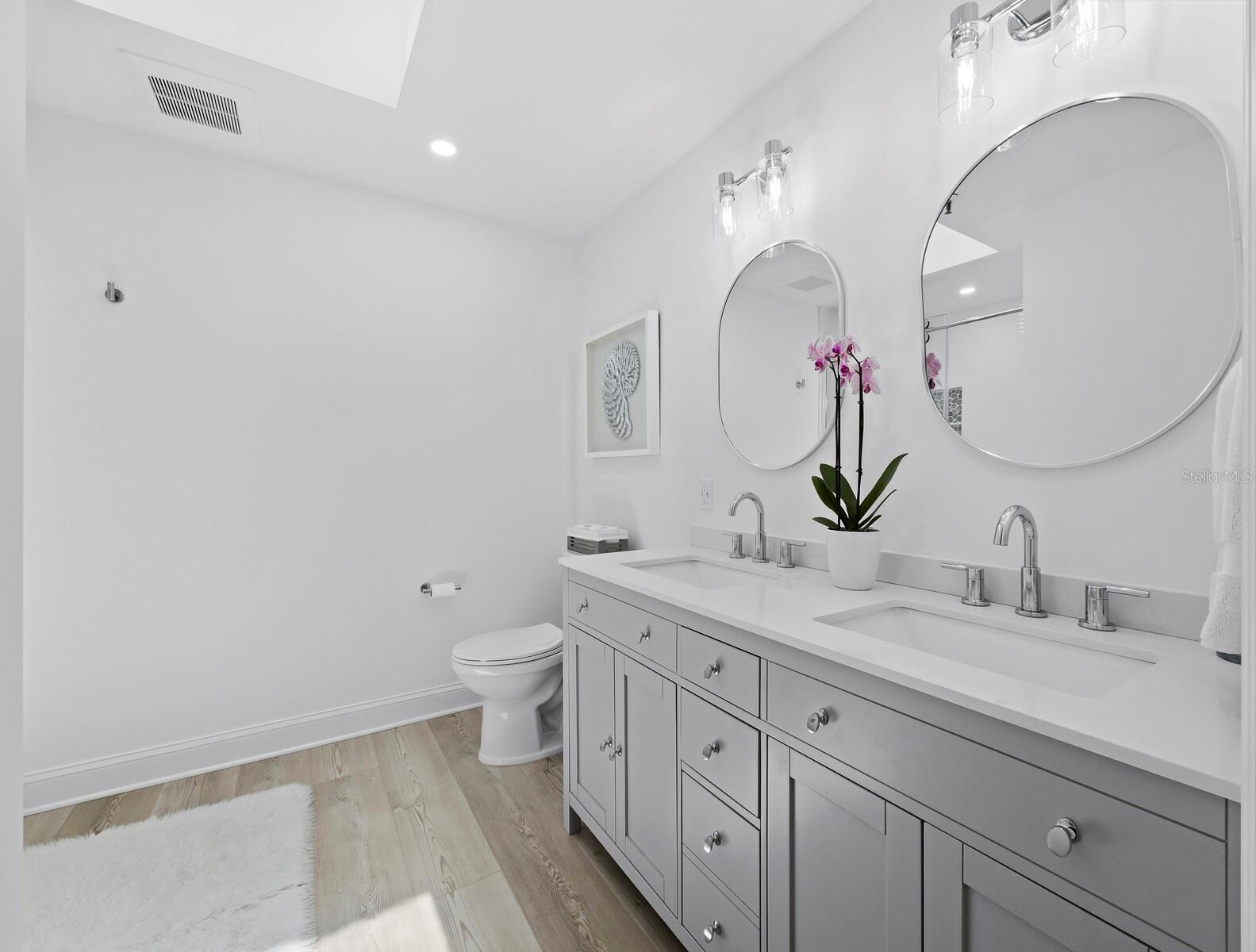 HARBOR OAKS PH I & II - Residential
