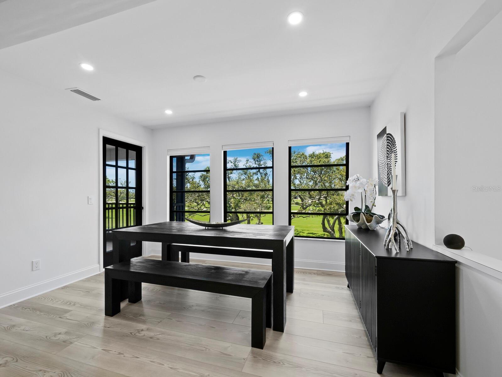 HARBOR OAKS PH I & II - Residential
