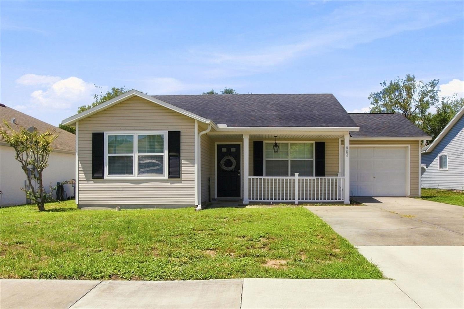 863 WISTERIA PLACE