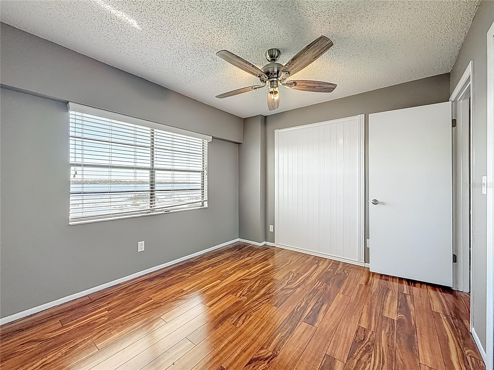 TOWNHOMES OF LAKE SEMINOLE - Residential