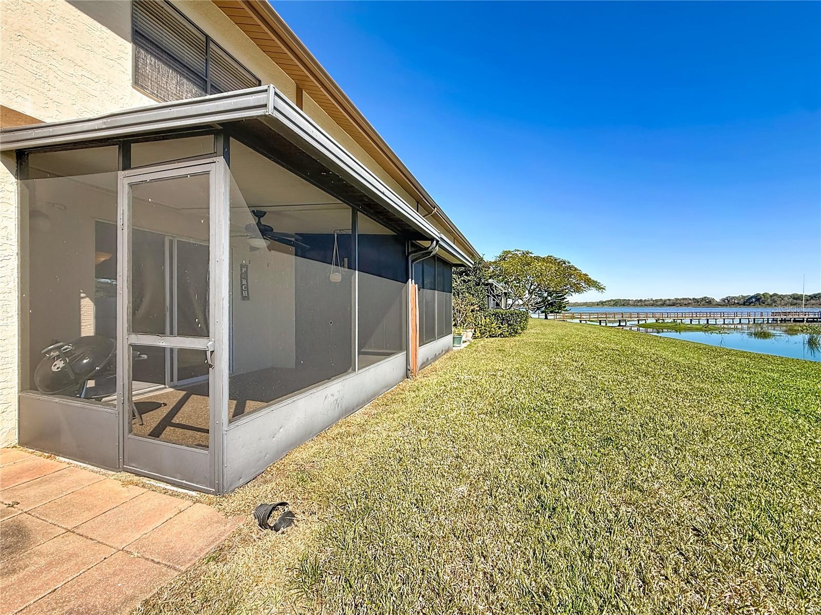 TOWNHOMES OF LAKE SEMINOLE - Residential