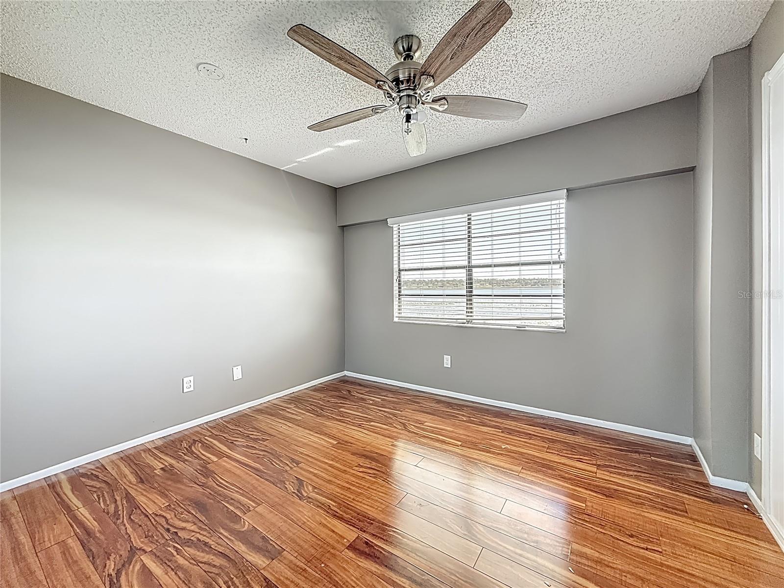 TOWNHOMES OF LAKE SEMINOLE - Residential