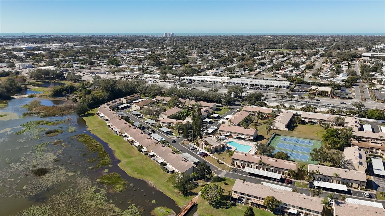 TOWNHOMES OF LAKE SEMINOLE - Residential