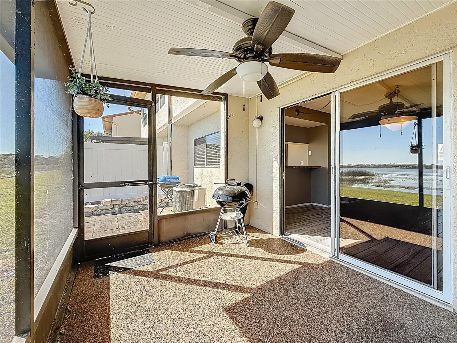 TOWNHOMES OF LAKE SEMINOLE - Residential