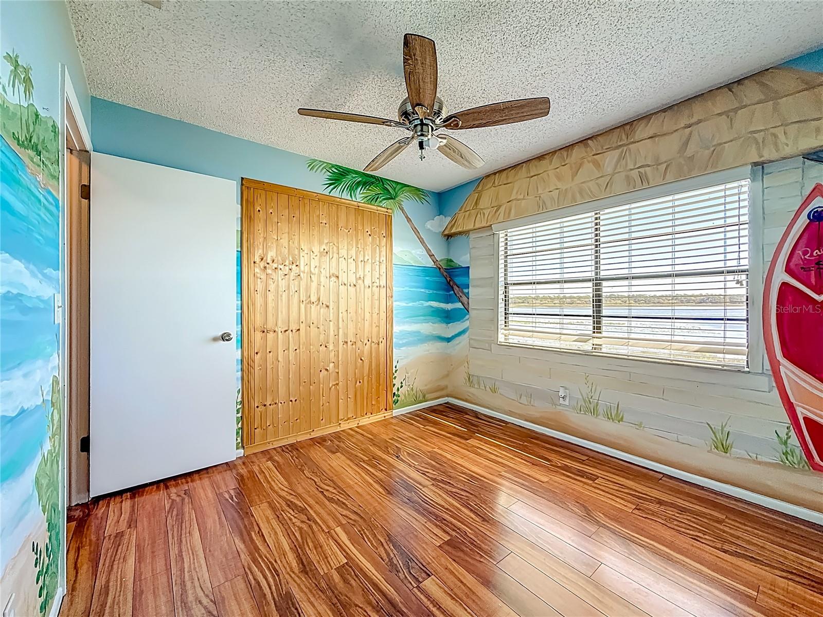 TOWNHOMES OF LAKE SEMINOLE - Residential